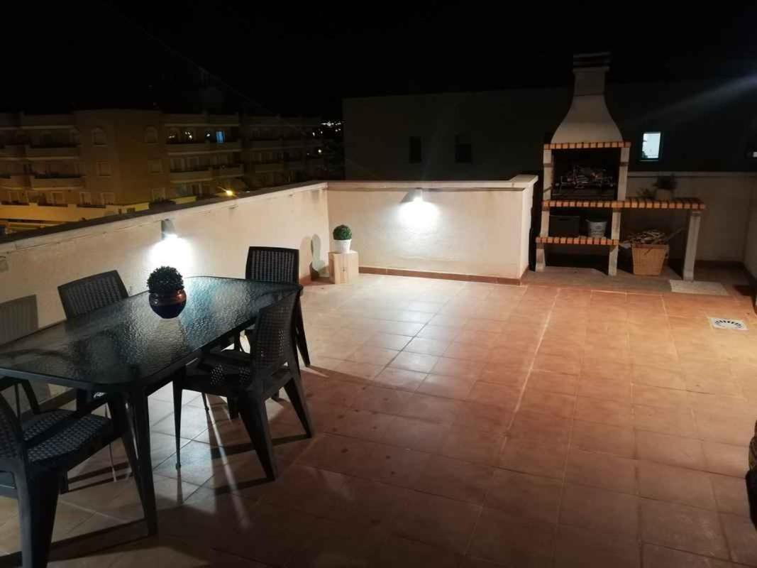 Penthouse Op Toplocatie Οριουέλα Εξωτερικό φωτογραφία
